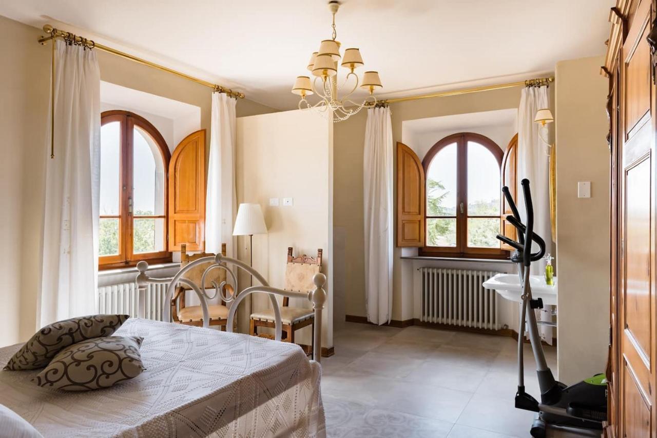 لوسيغنانو Villa Eleonora المظهر الخارجي الصورة